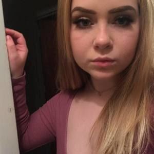 Meet your Posher, Reneé